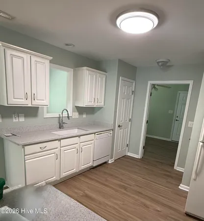 $292,000 | 605 Windsong North, Swansboro, NC 28584
