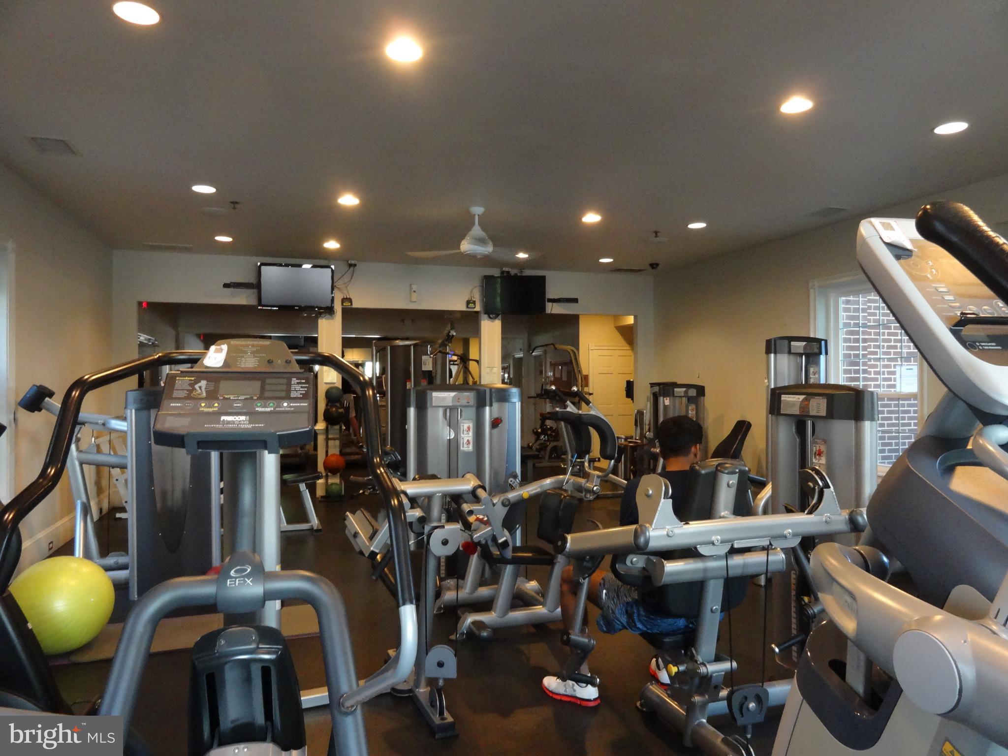 1591 Spring Gate Dr., Unit 3310 McLean, VA 22102 - Photo 23 of 31