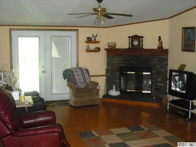 544 Owens Road York, SC 29745 - Photo 2 of 13 Gallery Image 2