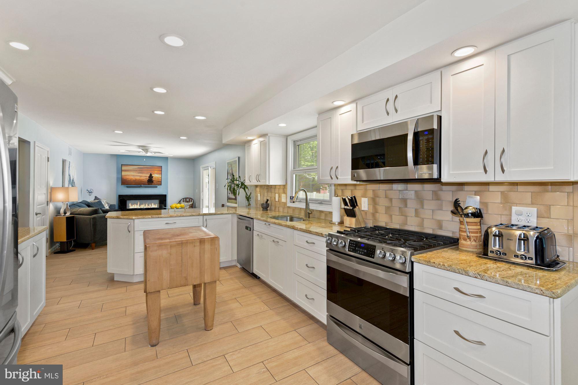 1105 Queens Road Cherry Hill, NJ 08034 - Photo 3 of 33