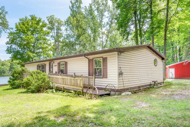 $175,000 | 7746 North Manitonka Drive, Weidman, MI 48893