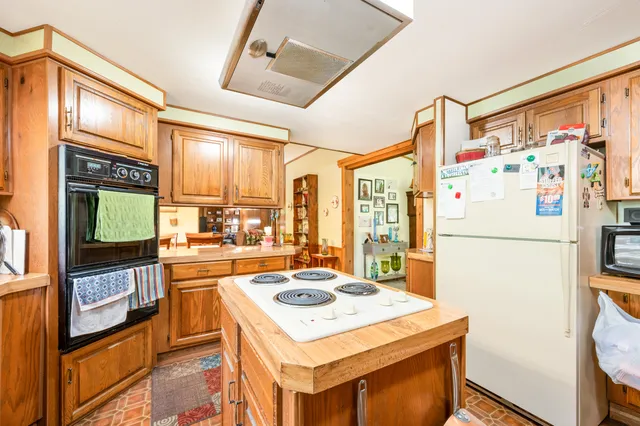 $175,000 | 7746 North Manitonka Drive, Weidman, MI 48893