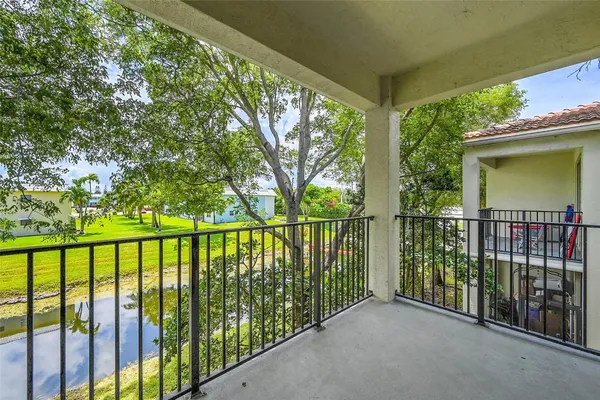 $299,000 | 23269 Carolwood Lane, Unit 202, Boca Raton, FL 33428