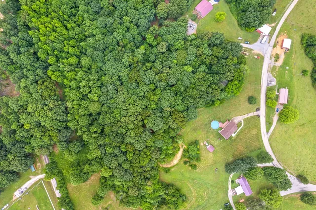 $585,000 | 2430 Underwood Road, Cunningham, TN 37052