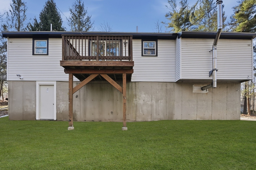 2 Laurel Lane Spencer, MA 01562 - Photo 40 of 42 a front view of a house with garden