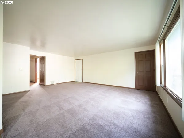 $2,350,000 | 302 South Monmouth Avenue, Monmouth, OR 97361