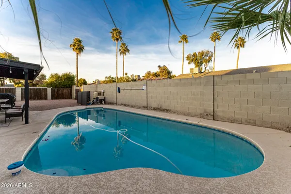 $679,990 | 2407 South Allred Drive, Tempe, AZ 85282