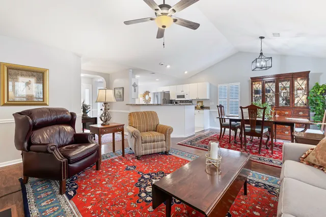 $475,000 | 410 Manorwood Lane, Charleston, SC 29414