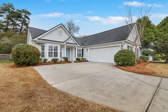 $475,000 | 410 Manorwood Lane, Charleston, SC 29414