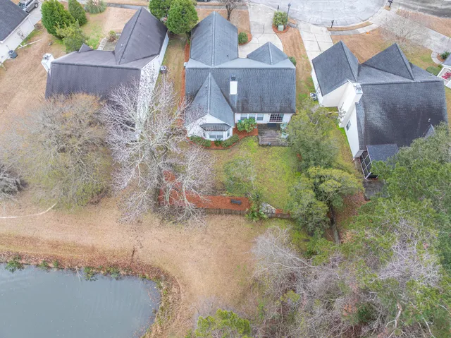 $475,000 | 410 Manorwood Lane, Charleston, SC 29414