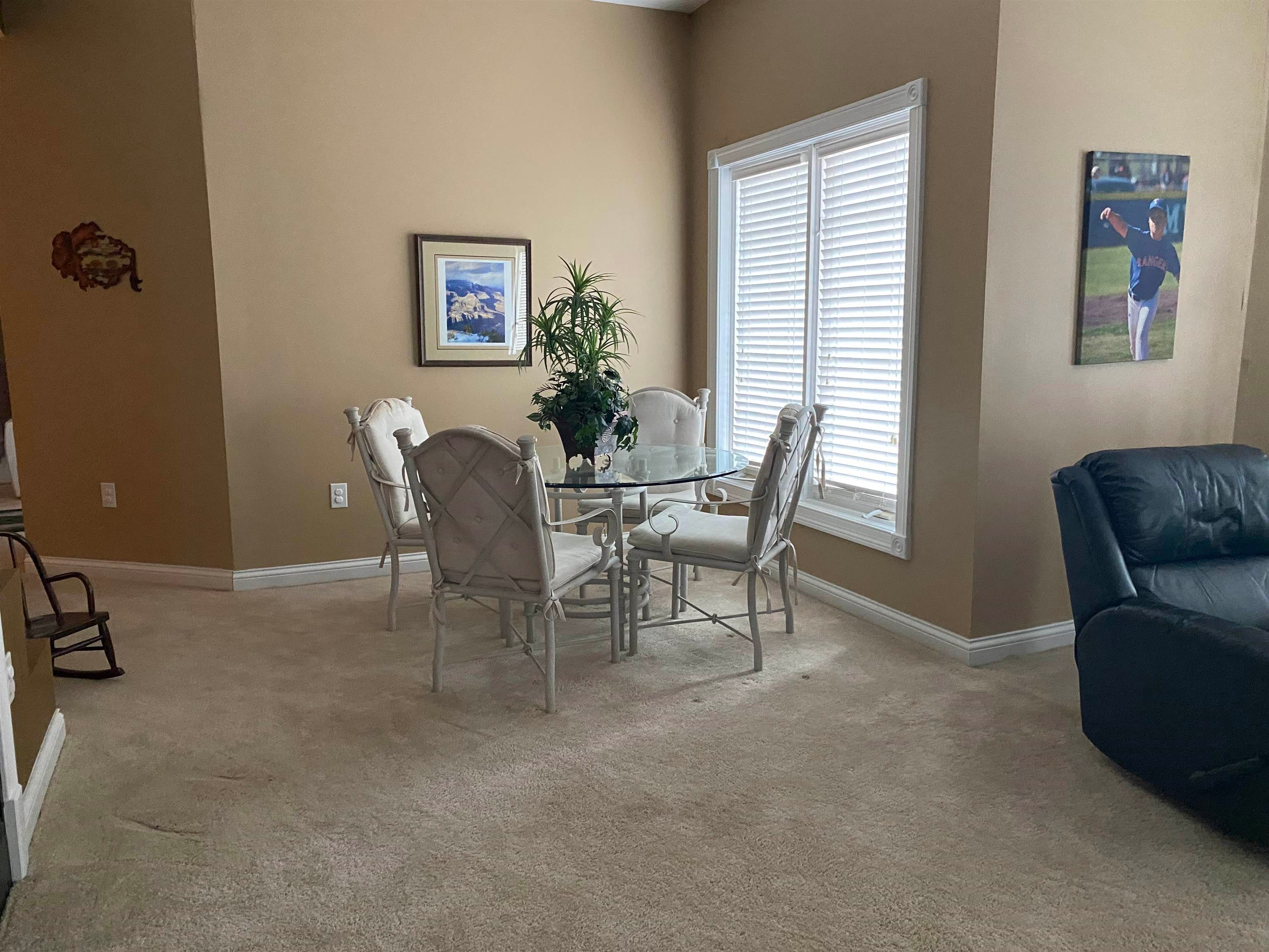 247 Longwood Road Huntington, WV 25705 - Photo 3 of 31 Gallery Image 3