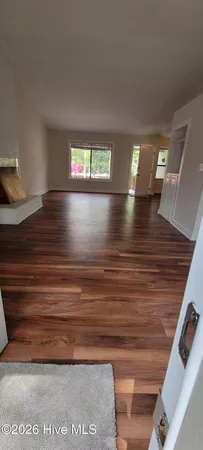 $2,400 | 4405 Windtree Road, Wilmington, NC 28412