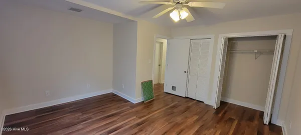 $2,400 | 4405 Windtree Road, Wilmington, NC 28412