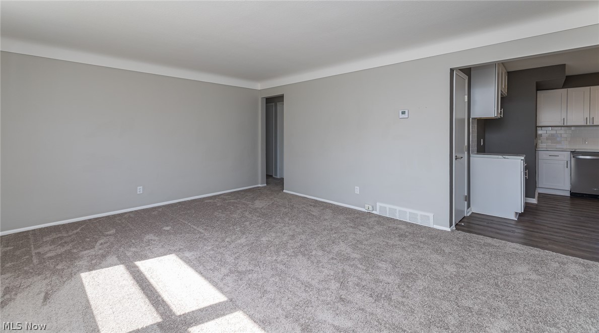8285 Reed Avenue Garfield Heights, OH 44125 - Photo 11 of 30