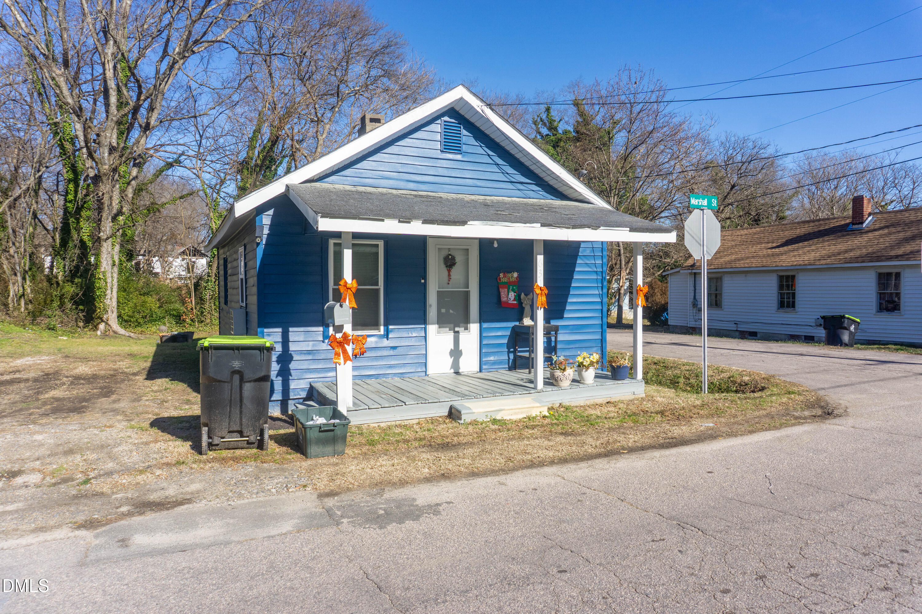 647 Marshall Street Henderson, NC 27536 - Photo 5 of 18 DSC06952-HDR