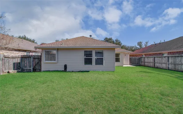 $2,200 | 14731 Country Rose Lane, Cypress, TX 77429