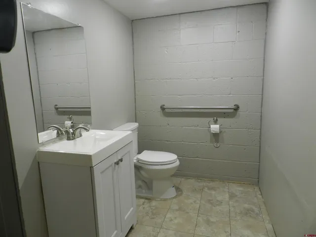 $4,500 | 202 East Main Street, Montrose, CO 81401