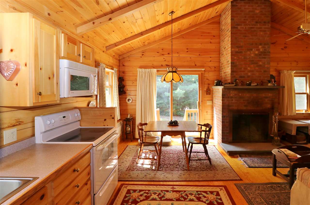 195 Bean Road Errol, NH 03579 - Photo 4 of 24 Gallery Image 4