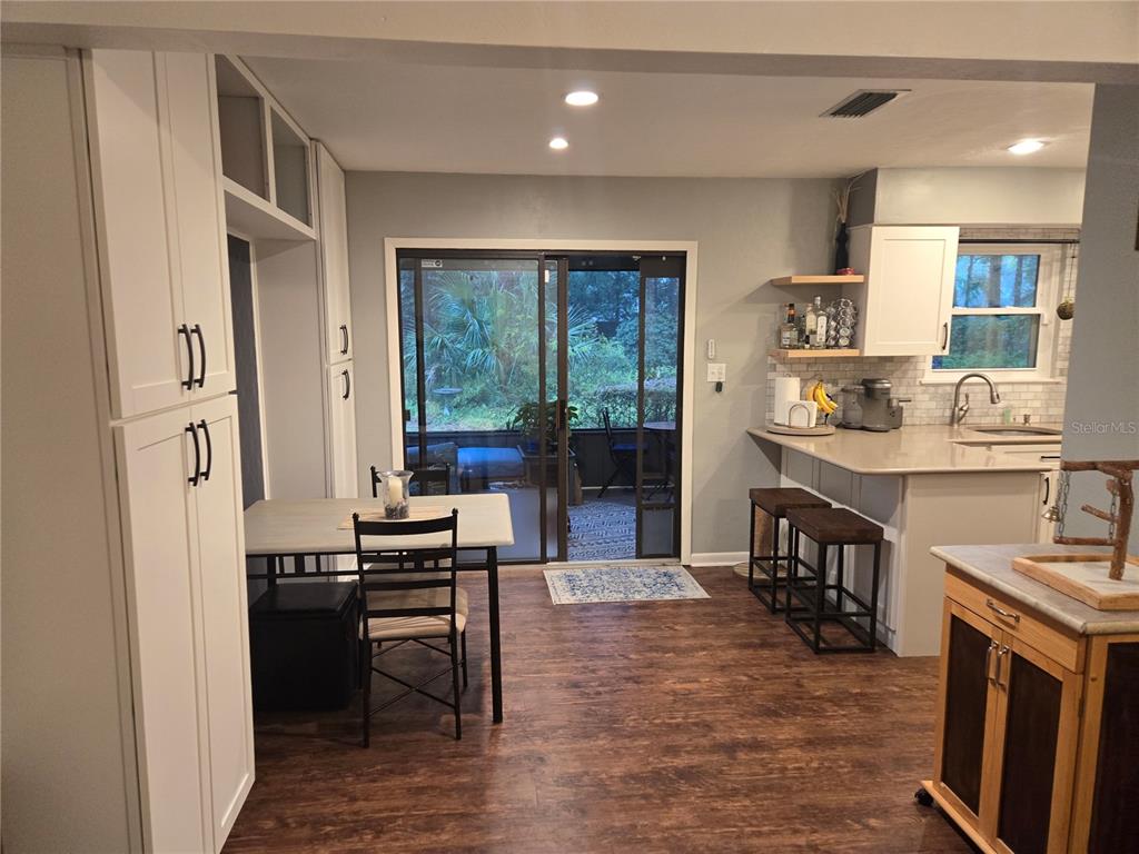 7605 Southwest 7th Place Gainesville, FL 32607 - Photo 5 of 19