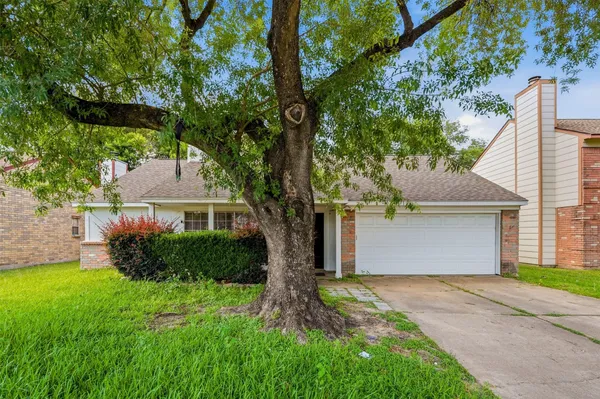 $1,745 | 12318 Fetlock Drive, Houston, TX 77065