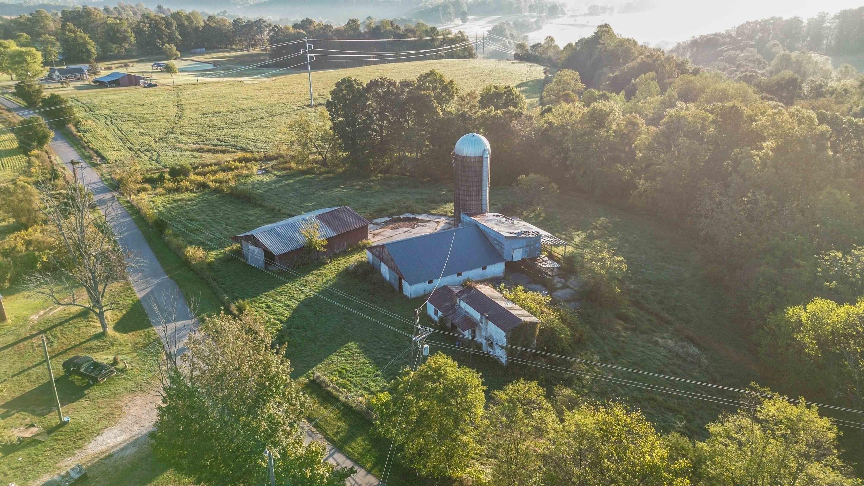 2630 Estill Hackney Road Eubank, KY 42567 - Photo 18 of 24 009