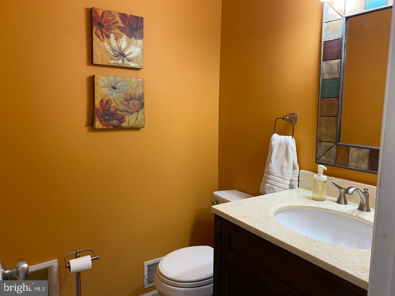 132 Deer Run Road Perkasie, PA 18944 - Photo 11 of 26 1/2 bath on main floor