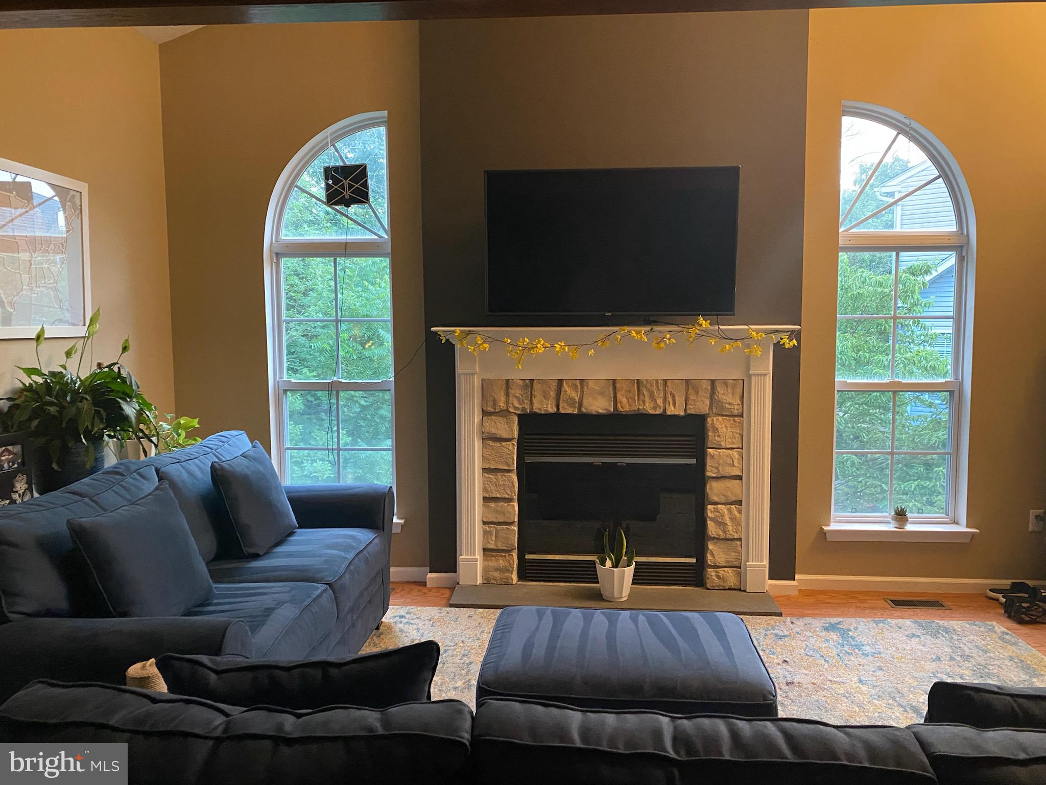 132 Deer Run Road Perkasie, PA 18944 - Photo 4 of 26 Living room. Gas fireplace
