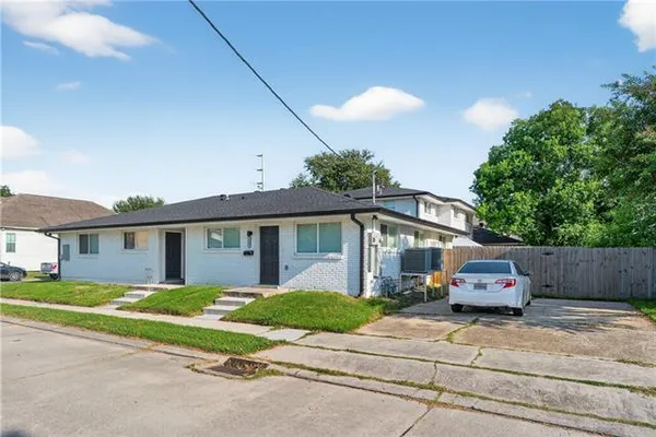 $1,700 | 6501 Center Street, New Orleans, LA 70124