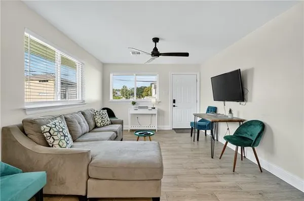 $1,700 | 6501 Center Street, New Orleans, LA 70124