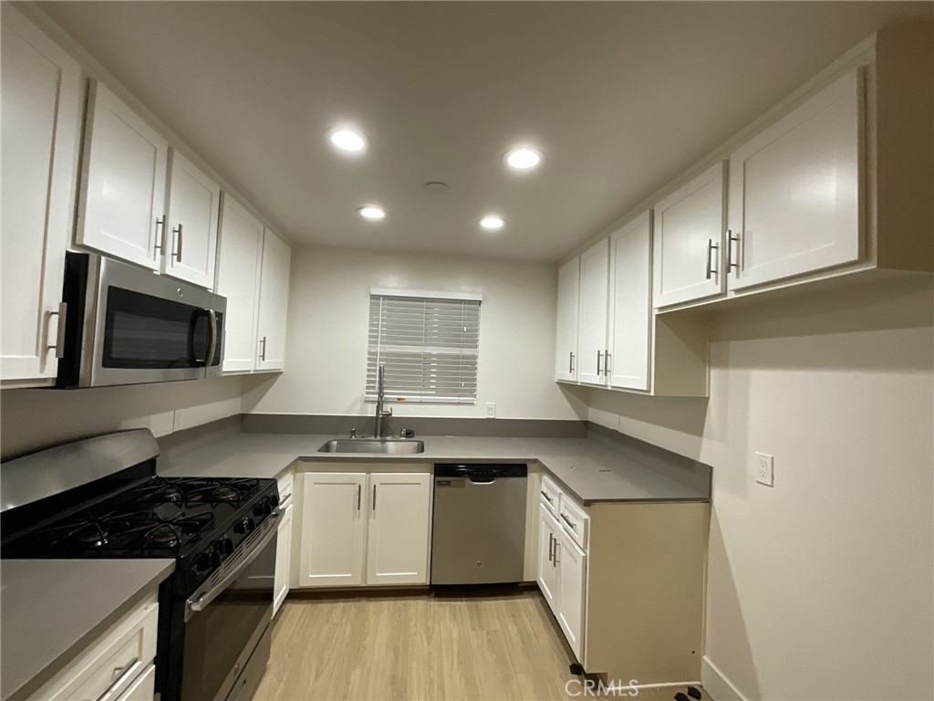 5401 East Anaheim Road, Unit 104 Long Beach, CA 90815 - Photo 6 of 11