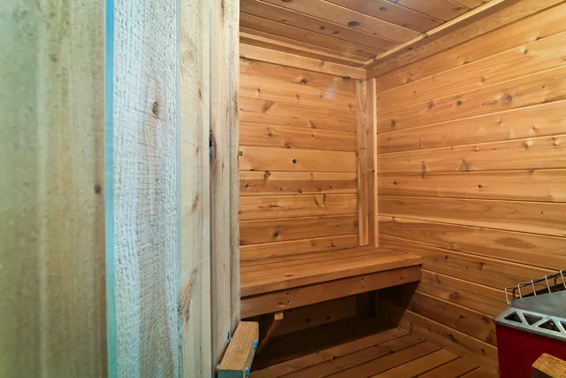 $599,000 | 4789 Leghorn Road, Clinton, IL 61727