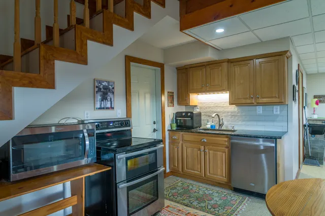 $599,000 | 4789 Leghorn Road, Clinton, IL 61727