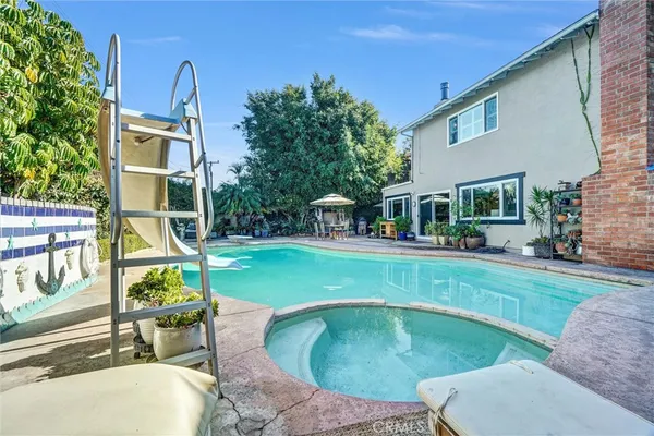 $2,399,999 | 4121 Country Club Drive, Lakewood, CA 90712