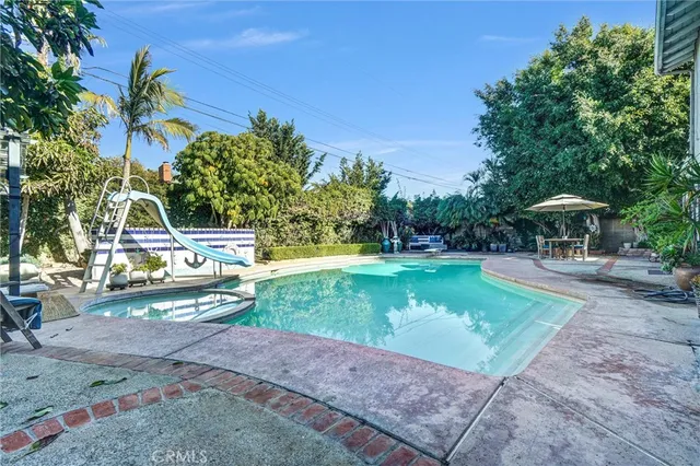 $2,499,999 | 4121 Country Club Drive, Lakewood, CA 90712