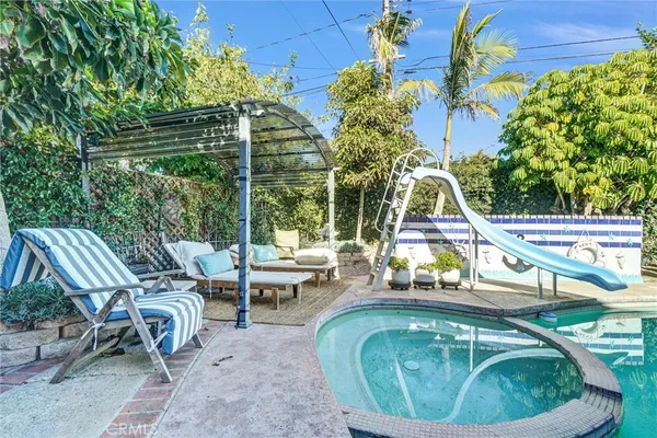 $2,399,999 | 4121 Country Club Drive, Lakewood, CA 90712