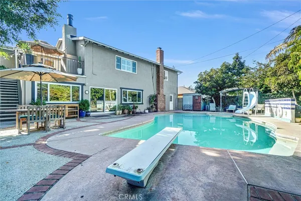 $2,399,999 | 4121 Country Club Drive, Lakewood, CA 90712