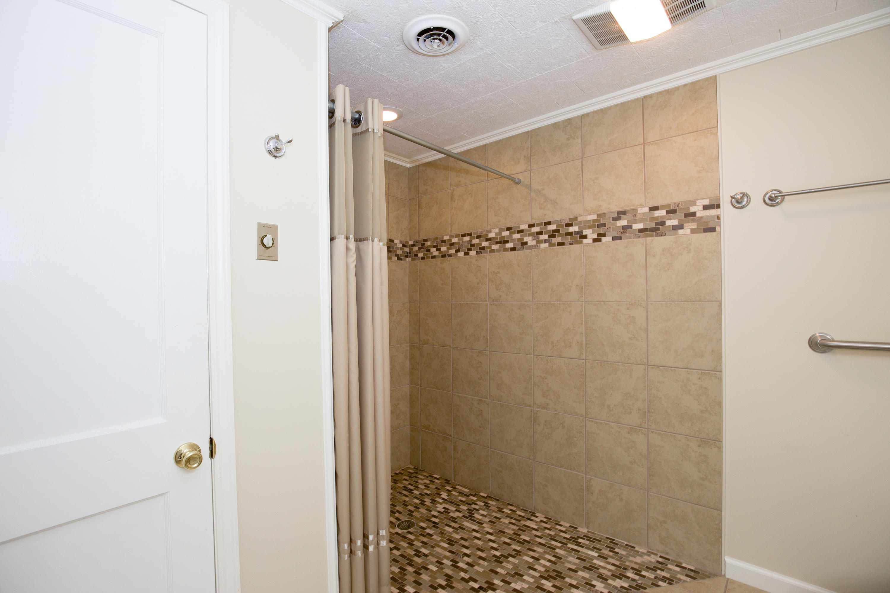 461 Foxfire Road Aberdeen, NC 28315 - Photo 12 of 33 461 Foxfire Rd-42