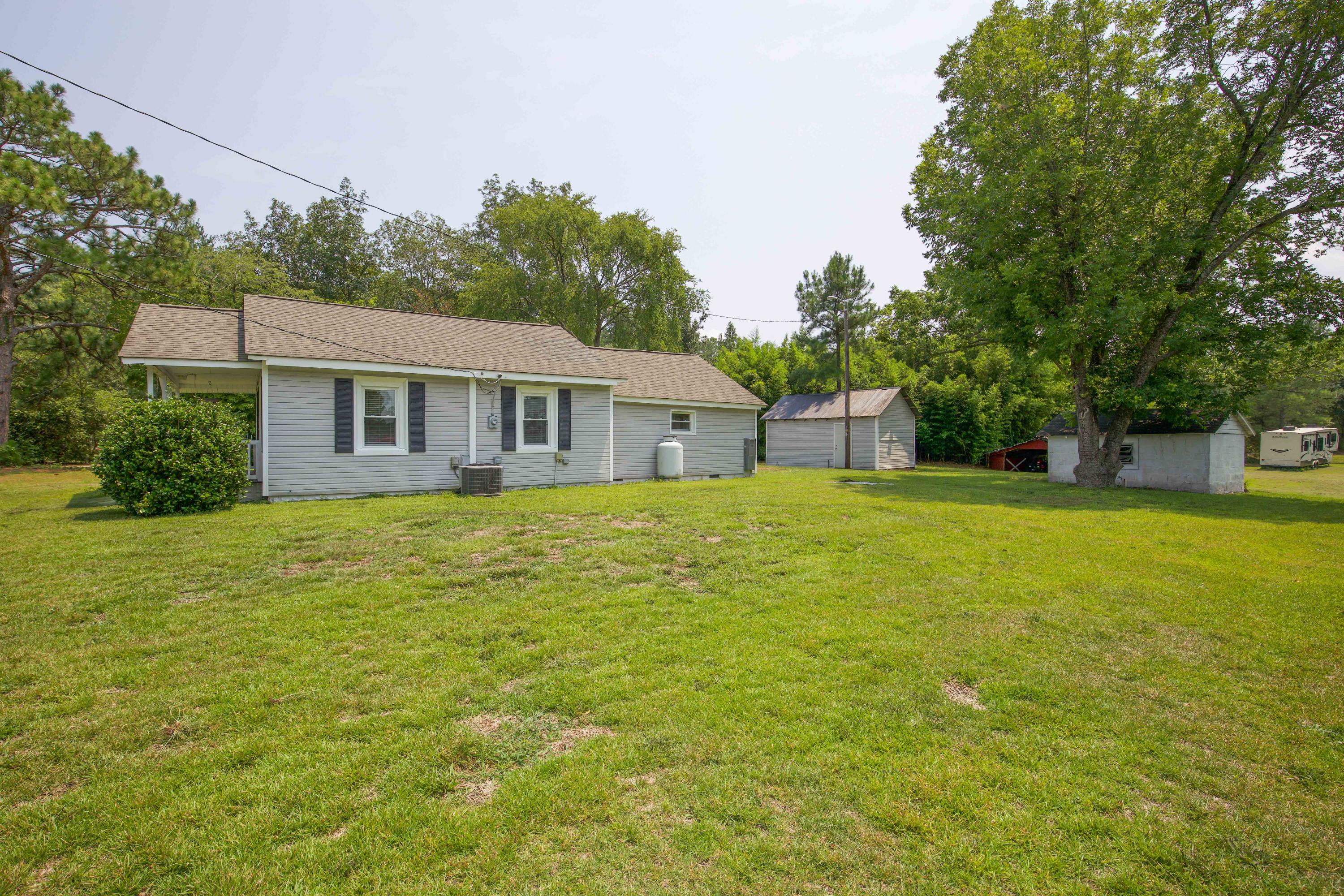 461 Foxfire Road Aberdeen, NC 28315 - Photo 18 of 33 461 Foxfire Rd-11