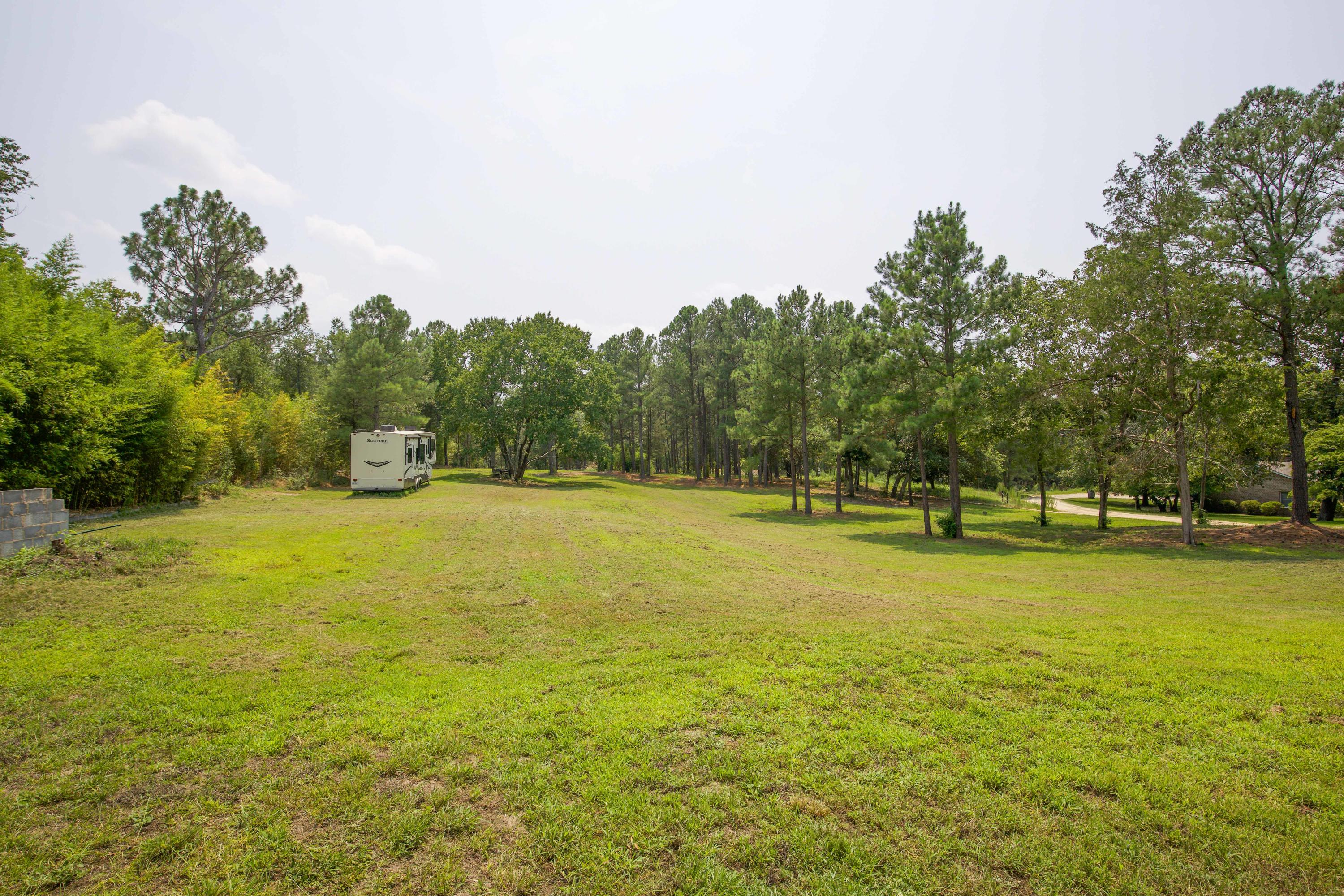 461 Foxfire Road Aberdeen, NC 28315 - Photo 5 of 33 461 Foxfire Rd-20