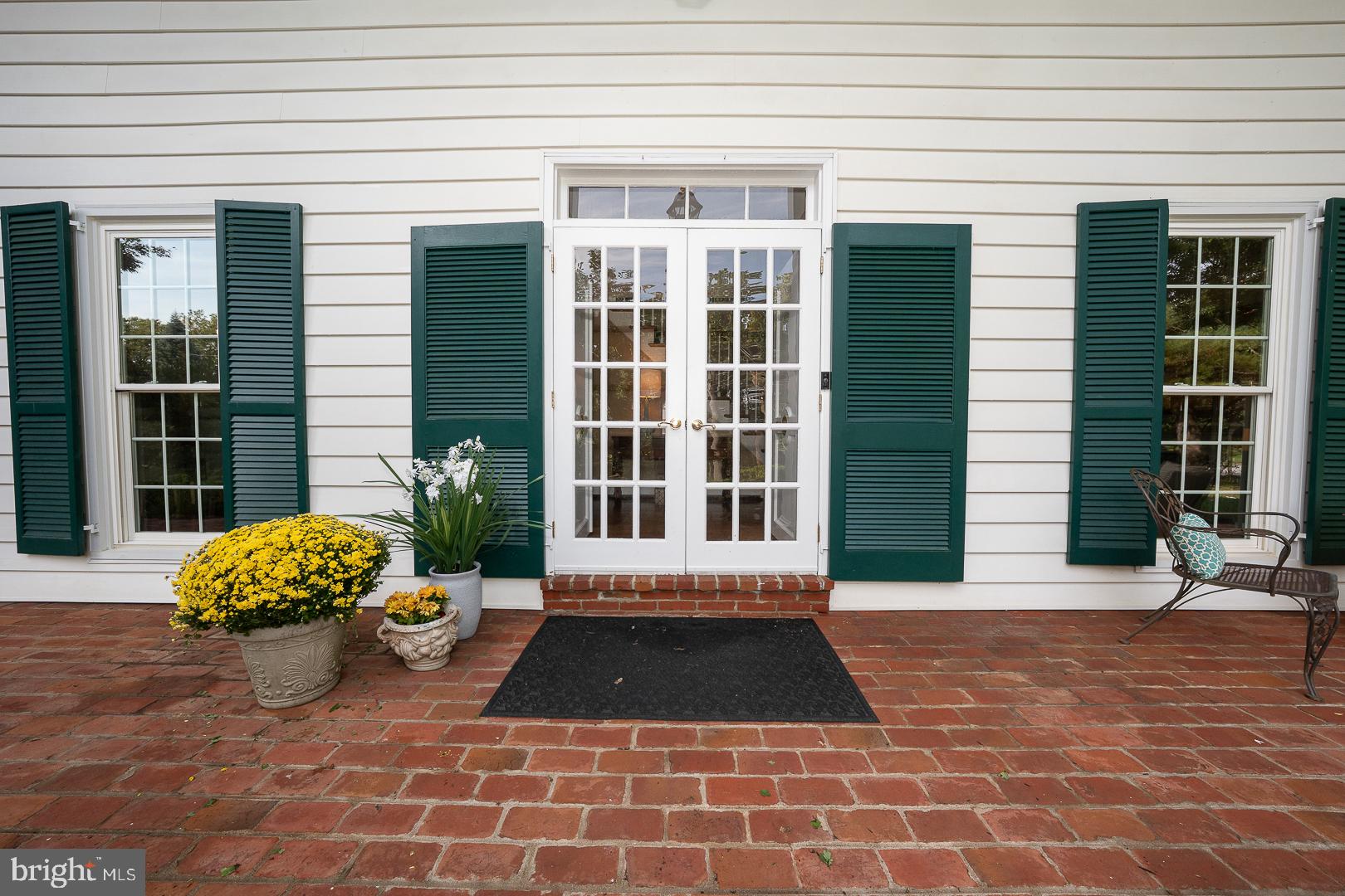 127 Kynlyn Road Wayne, PA 19087 - Photo 6 of 55 Double glass door entry