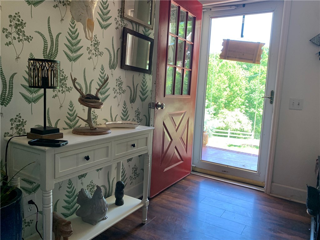 212 Pump House Road Westminster, SC 29693 - Photo 5 of 49 Gallery Image 5