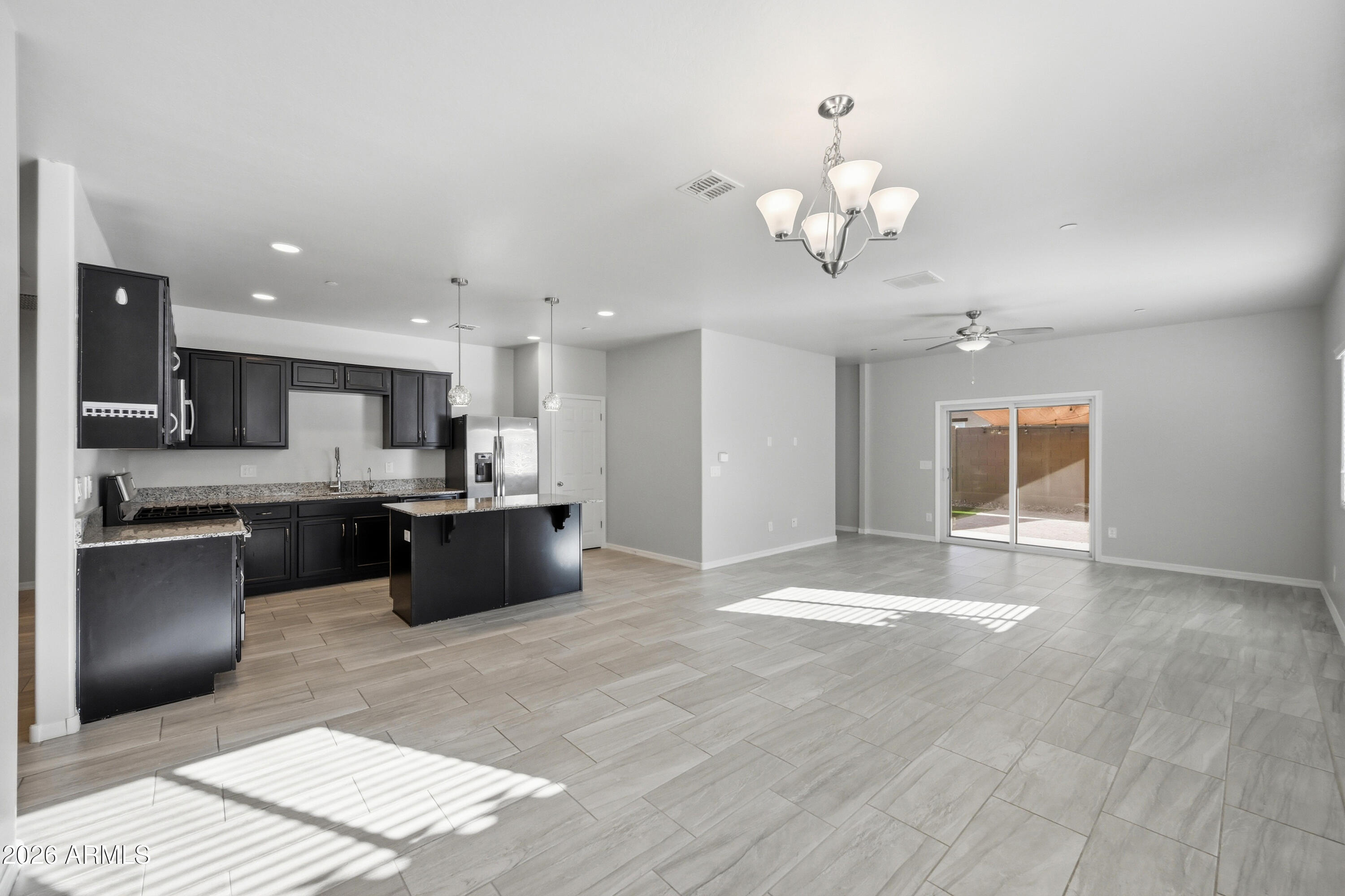 21359 West Alvarado Road Buckeye, AZ 85396 - Photo 7 of 40 53_dsc_6914