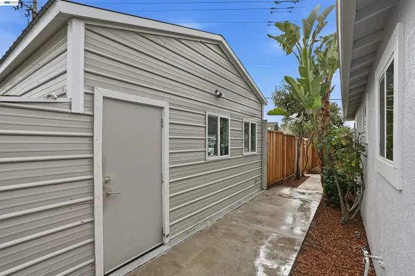 $899,000 | 112 Martin Avenue, Livermore, CA 94551