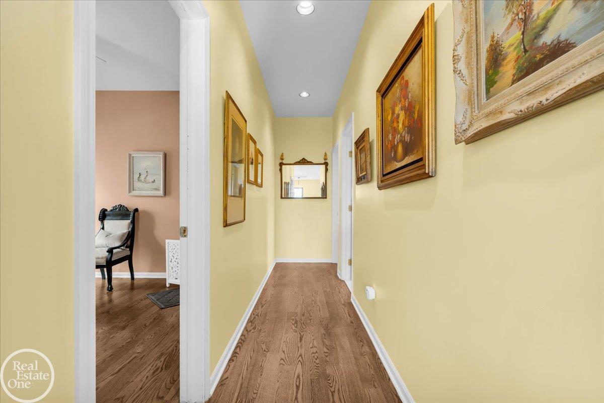 663 North Riverside Avenue St. Clair, MI 48079 - Photo 8 of 70