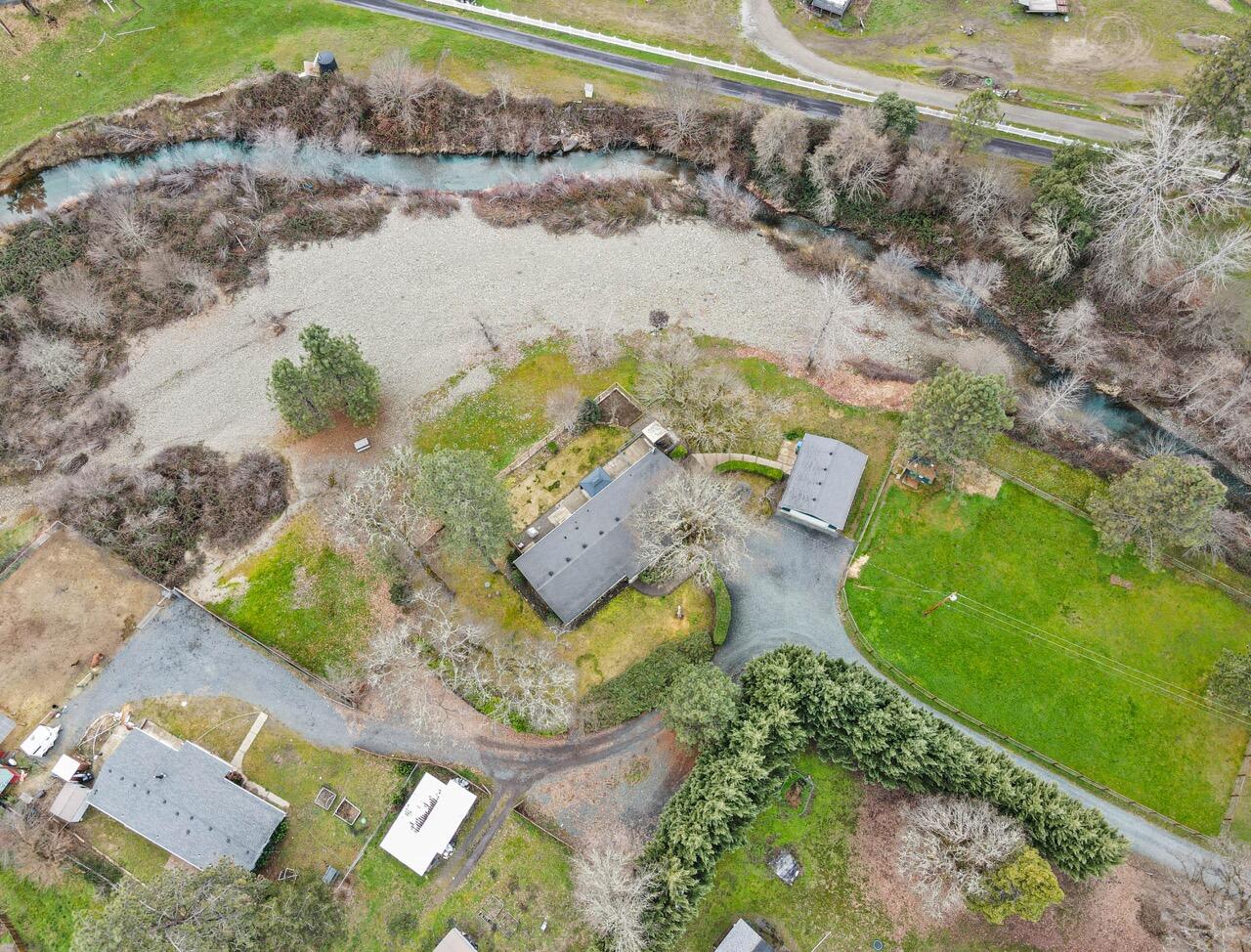149 Queens Branch Road Rogue River, OR 97537 - Photo 46 of 48 DJI_0271 Large