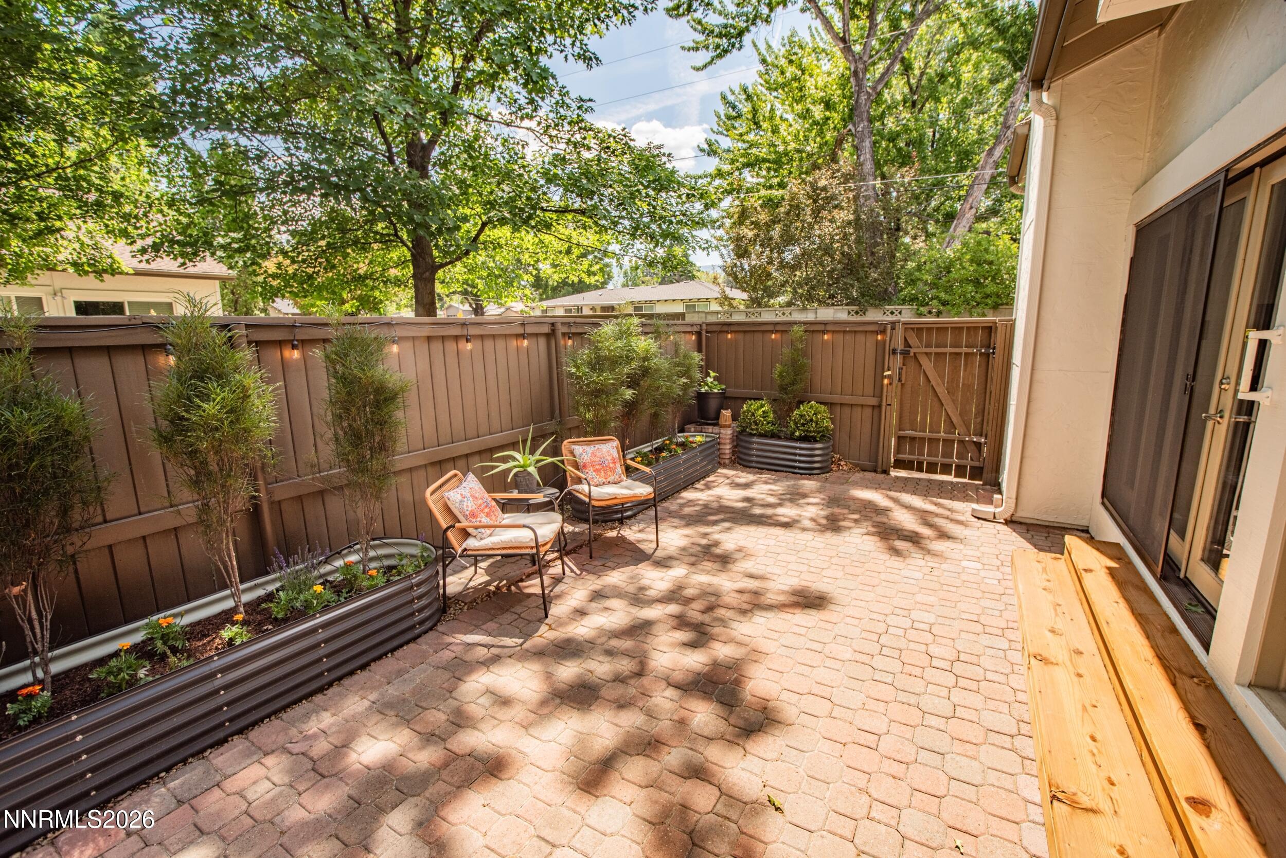 460 Shady Ln Court Reno, NV 89509 - Photo 19 of 51 19 - Courtyard I - 43135