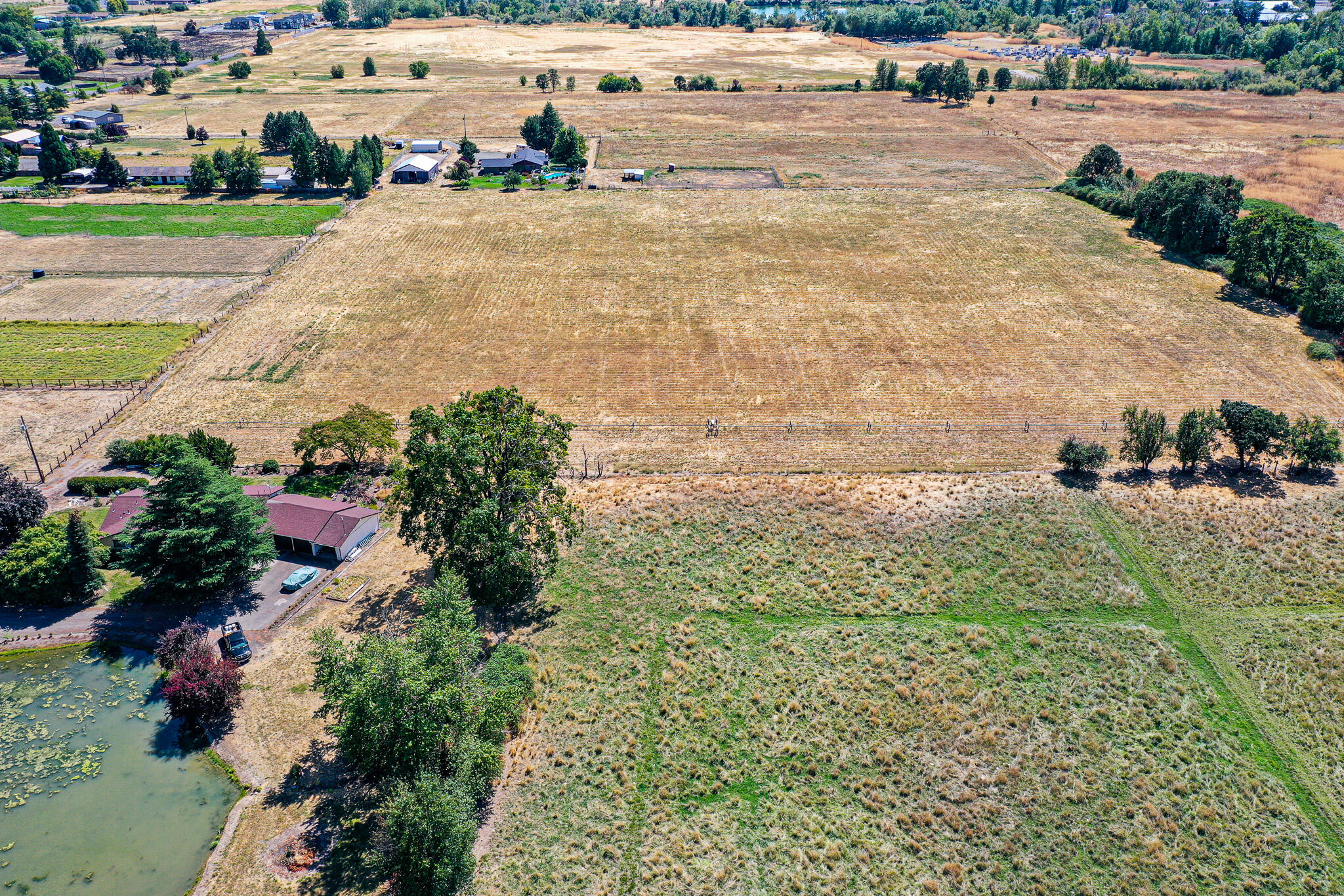 5275 Gebhard Road Central Point, OR 97502 - Photo 4 of 22 DJI_0622 (3)