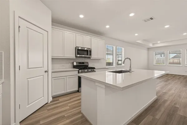 $3,300 | 21926 Sam Raburn Drive, Tomball, TX 77375