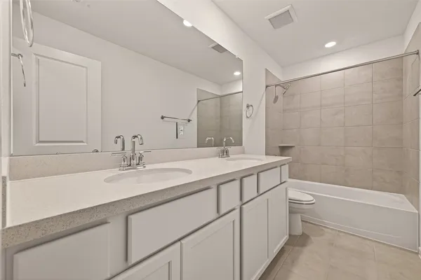 $3,300 | 21926 Sam Raburn Drive, Tomball, TX 77375