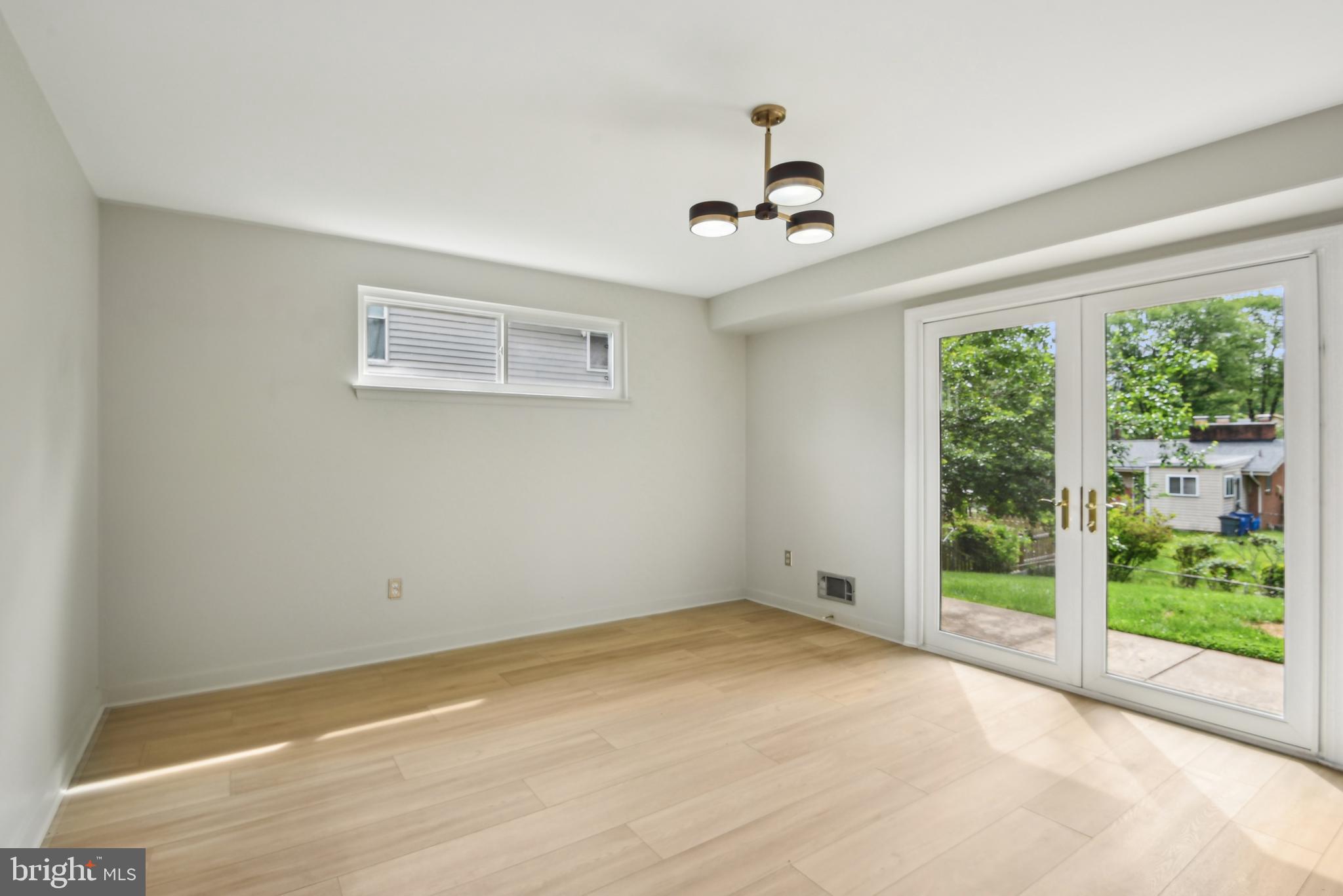 906 North Belgrade Road Silver Spring, MD 20902 - Photo 16 of 56 Dining Room